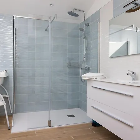 Le Domaine De La Haye - *